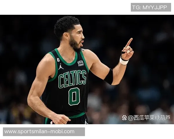 湖勇等争冠球队积极寻求引进琼斯的机会引发关注 湖勇等争冠球队积极寻求引进琼斯的机会引发关注